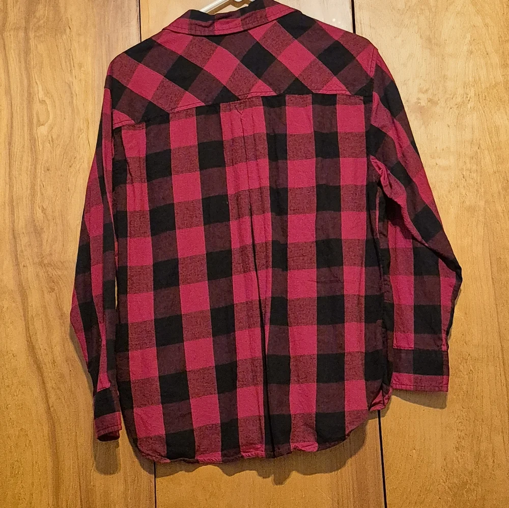 Flannel - Picture 2 of 3